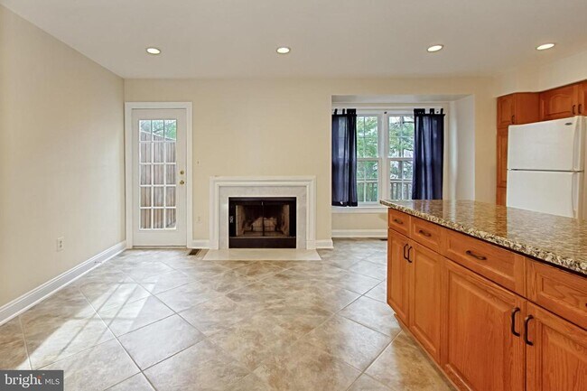 Photo - 6153 Braeleigh Ln