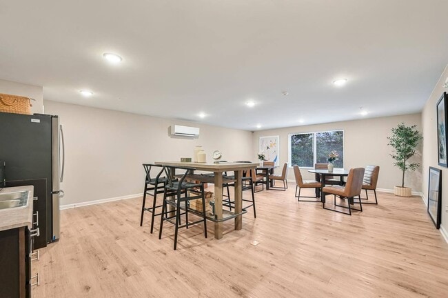 Photo - Hawkins Pointe
