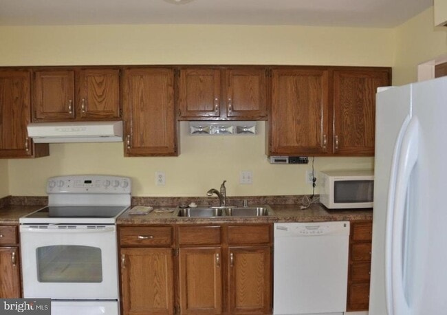 Photo - 11724 Roosevelt Rd