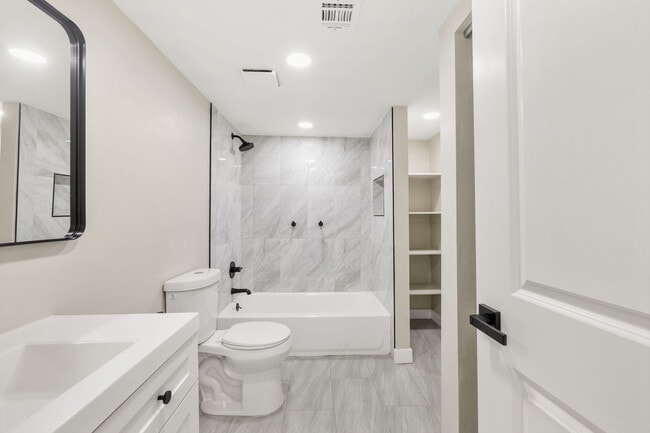 Photo - 1331 W Speedway Blvd Unit 2