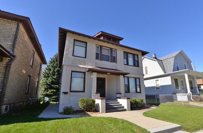 Front of Home - 1106 David St Unit Upper