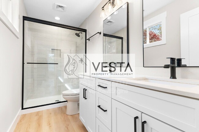 Photo - 192 Appalachian Way