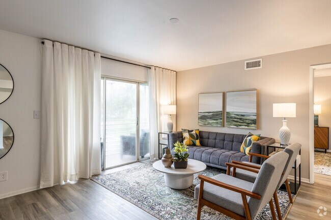 1 BR, 1 BA