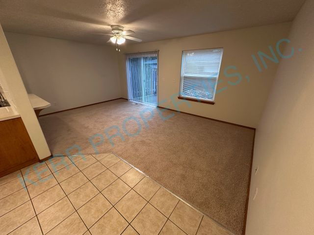 Photo - 1594 NE Cleveland Ave