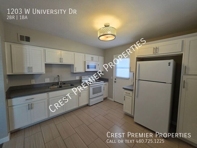 Photo - 1203 W University Dr