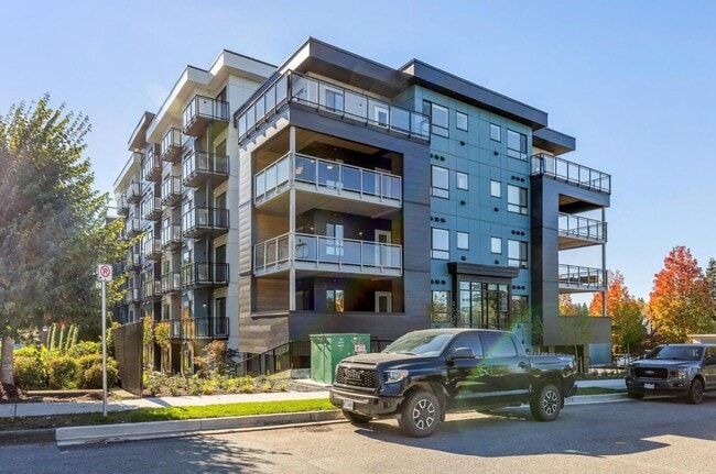 Photo - 33886 Pine St