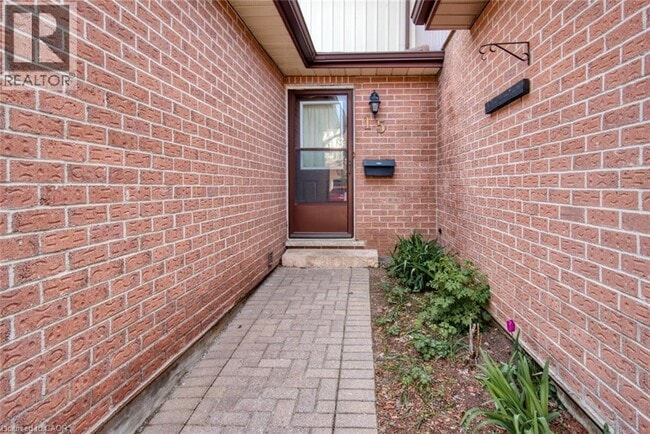 Photo - 25 Valleyview Rd