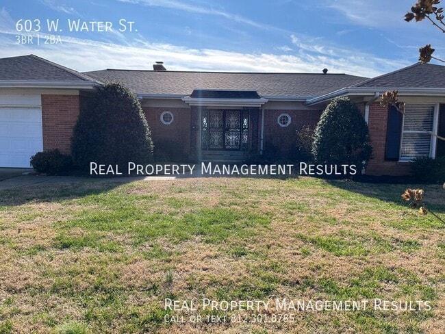 Building Photo - 603 W Water St