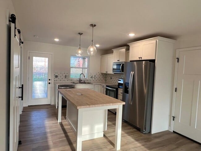 Photo - 125 N Luna Ln