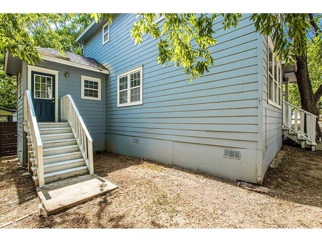 Photo - 2115 E 18th St