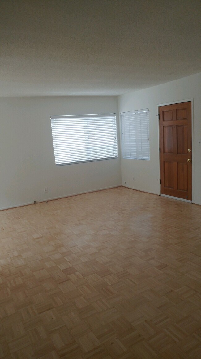 Photo - Fifth Street Apartments