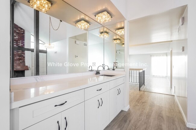 Photo - Fully Updated 3-Bedroom Home in Prime Hunt...