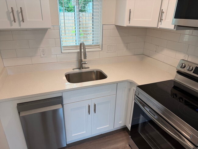 Photo - 5253 Burlington Ave N Unit Brand-New Detached Studio – St. Petersburg