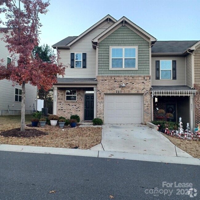 Building Photo - 8039 Scarlet Oak Ter Rental