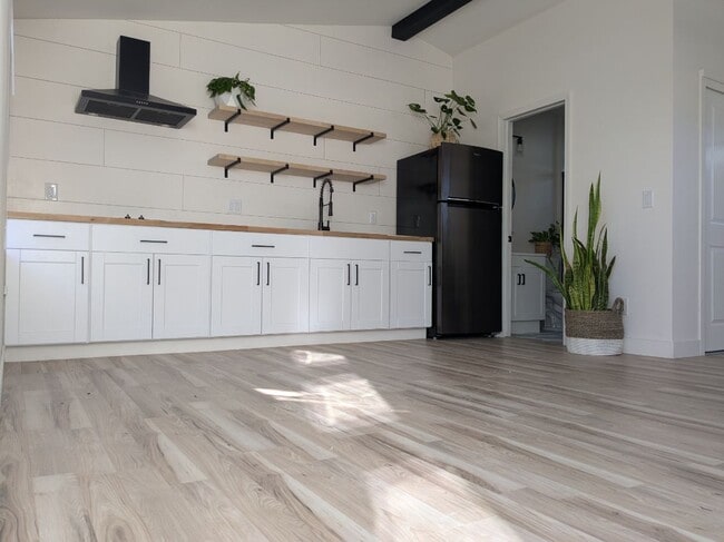 Photo - 8422 Highwood Dr Unit 8420