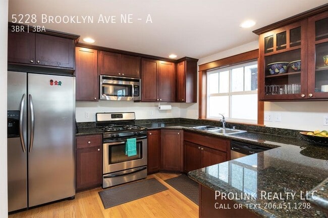 Photo - 5228 Brooklyn Ave NE