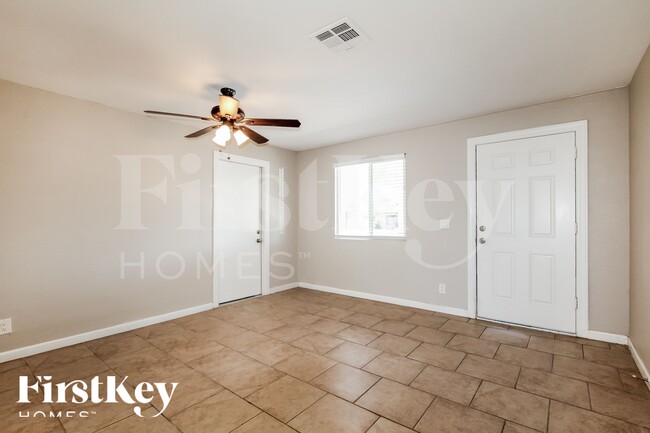 Photo - 4138 E Bluefield Ave