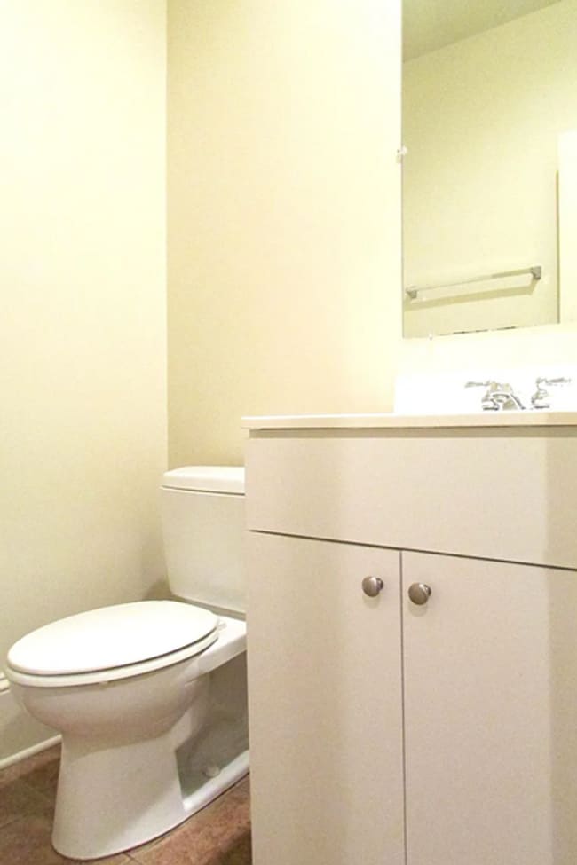 Photo - Beautiful 2bd 2.5 bath home!
