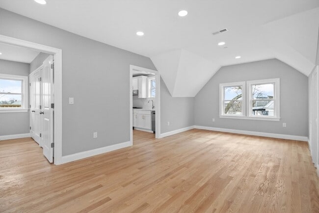 Photo - 66 Stanley St Unit 3