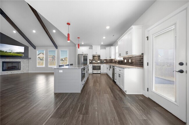 Photo - 1140 Hope St