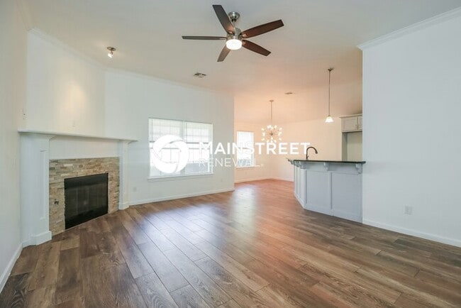 3 Bedroom Pet-Friendly Home in Oklahoma City, OK with Main Street Renewal
