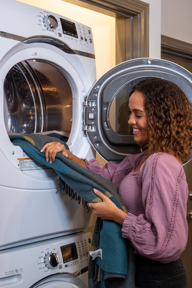 Washer & Dryer - College View