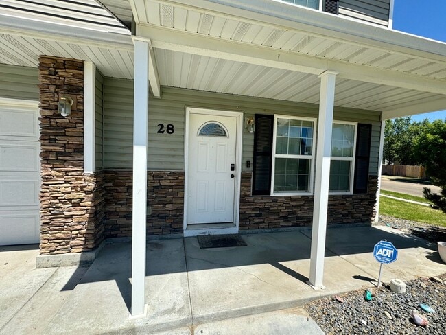 Photo - Coming Soon: Spacious 5-Bedroom Home with 3-Car Garage in Nampa