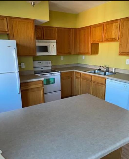 Photo - $1200 | 1 Bedroom, 1 Bathroom Condo | No Pets | Available for August 1st, 2026 Move In! Unit 522