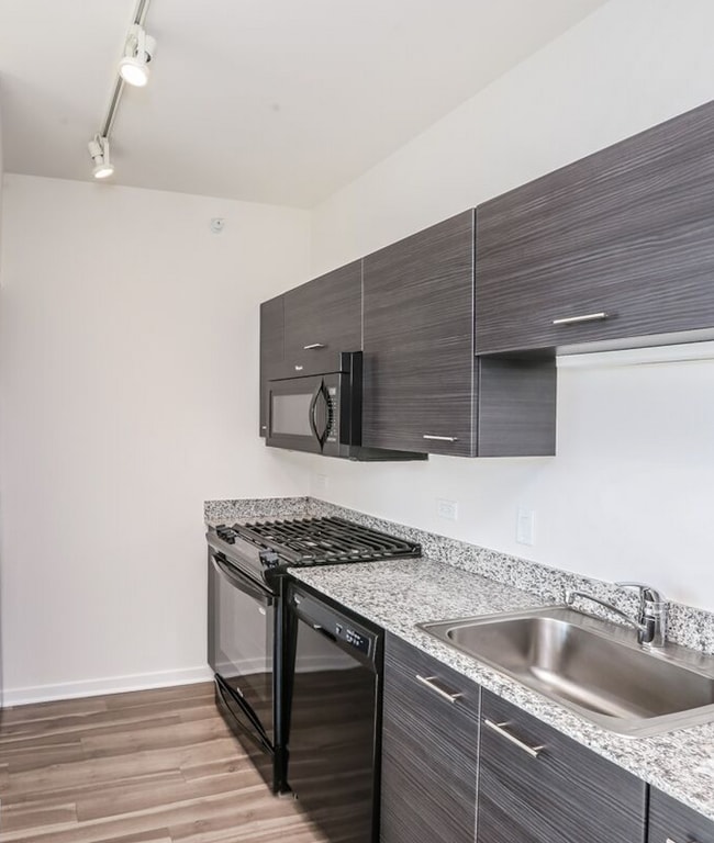 Photo - 737 N La Salle Dr Unit 2902