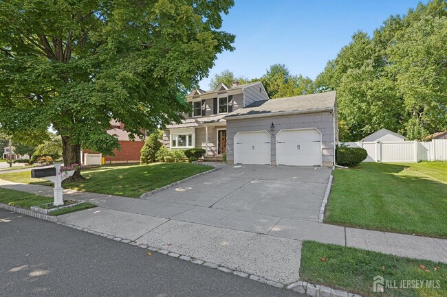 49 Ochs Ave