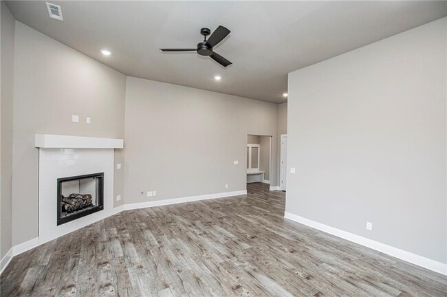 Photo - 1249 Seay Cir