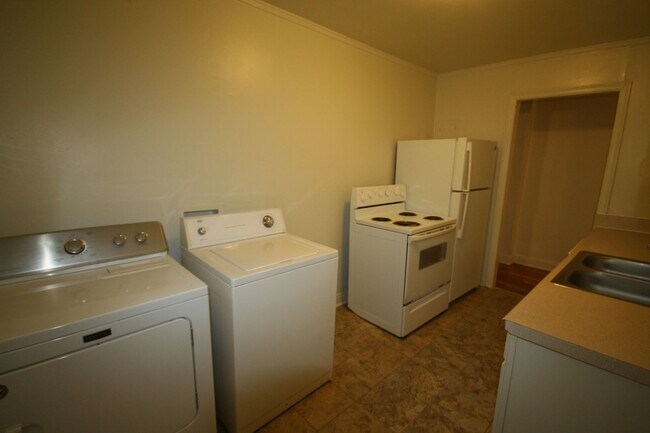 Photo - 1601 Dexter St Unit B