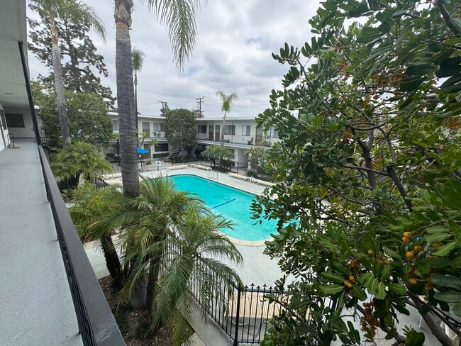 Photo - Crestwood Apartments