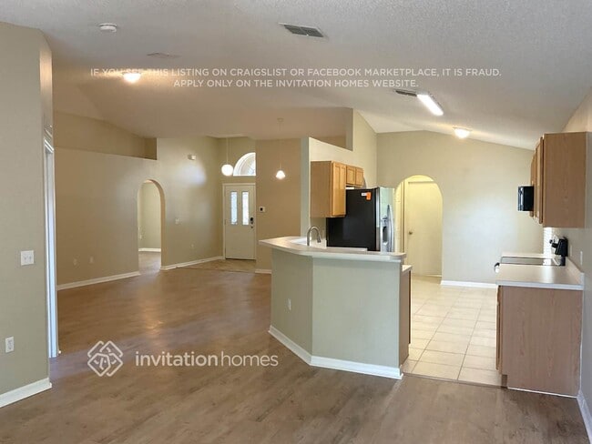 Photo - 1710 W Marshall Lake Dr