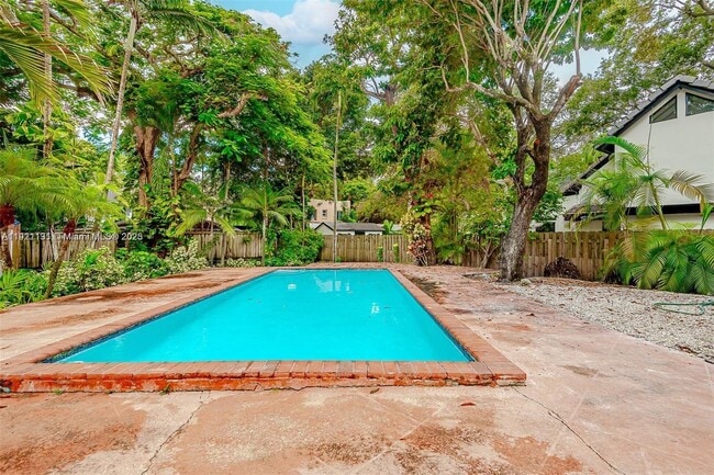 Photo - 3656 Avocado Ave