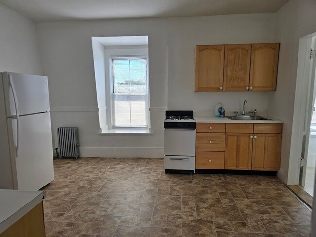 Photo - 4 Central Square Unit 8 1/2