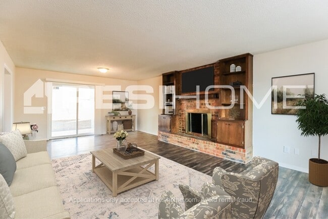 Photo - 3709 SE 51st St