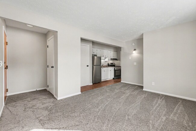 Photo - 4600 Winston Ave Unidad 8