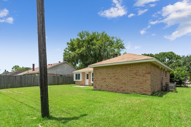 Photo - 1703 Millbury Dr