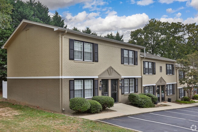 Toscana Apartment Homes