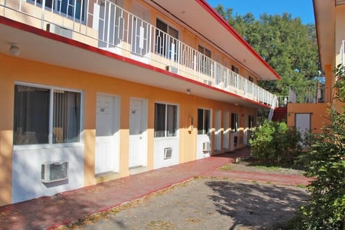 SK Apartments - SK Apartments