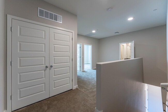 Photo - 432 S 32nd St