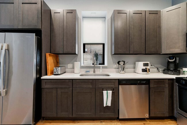 Photo - 109 S Paulina St Unit ID1244958P