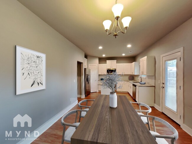 Photo - 3265 Rosecomb St