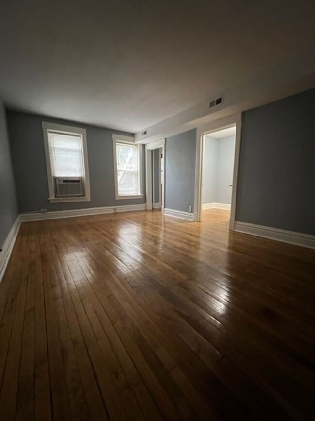 Photo - 10840 S. Avenue N. Unit 1
