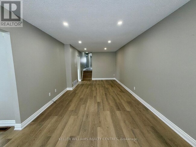 Photo - 27 Sylvia St