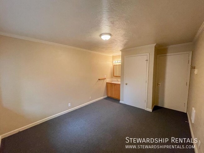 Photo - 1827 Harris St Unit 101