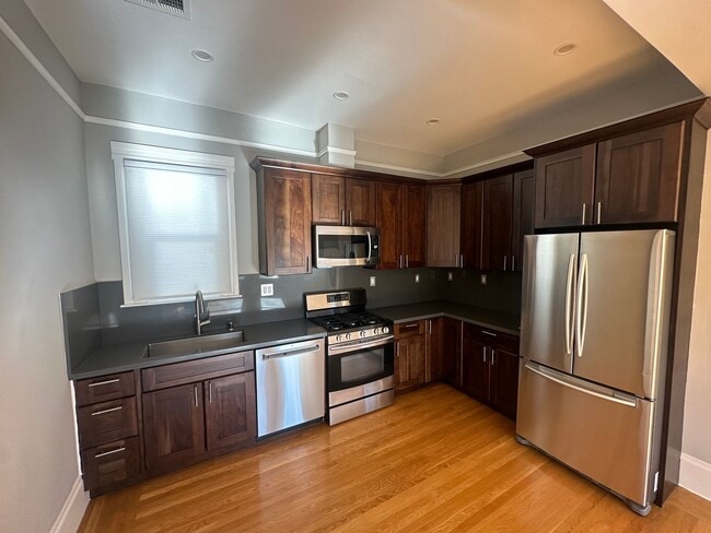 Photo - 183 (345 Frederick) Unidad 02