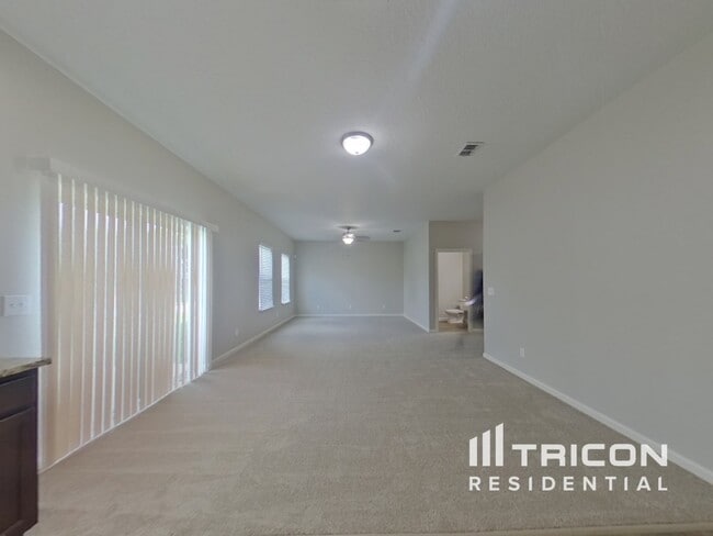 Photo - 1058 Lancelot Dr