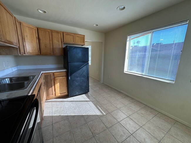 Photo - N Swan Rd Unit 821 N. Swan